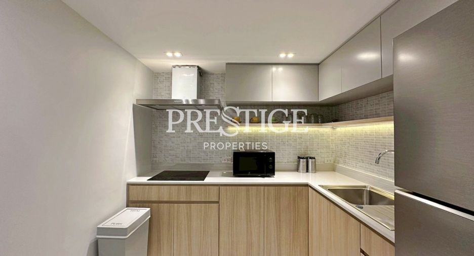 For rent 3 bedrooms condo in Na Jomtien, Pattaya