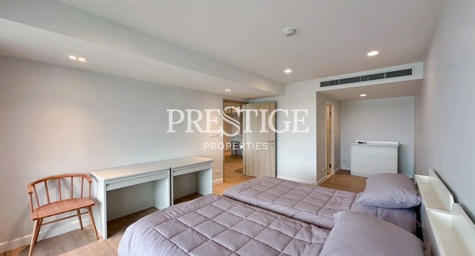 For rent 3 bedrooms condo in Na Jomtien, Pattaya