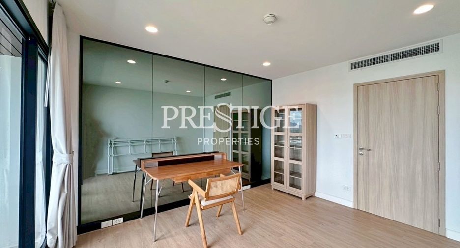 For rent 3 bedrooms condo in Na Jomtien, Pattaya