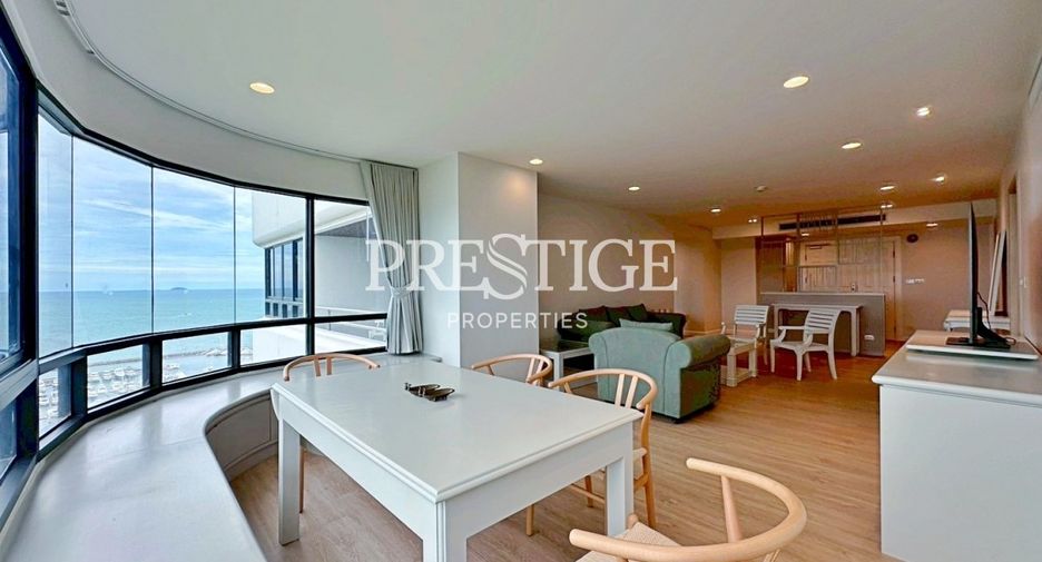 For rent 3 bedrooms condo in Na Jomtien, Pattaya