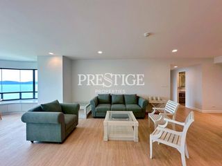 For rent 3 bedrooms condo in Na Jomtien, Pattaya