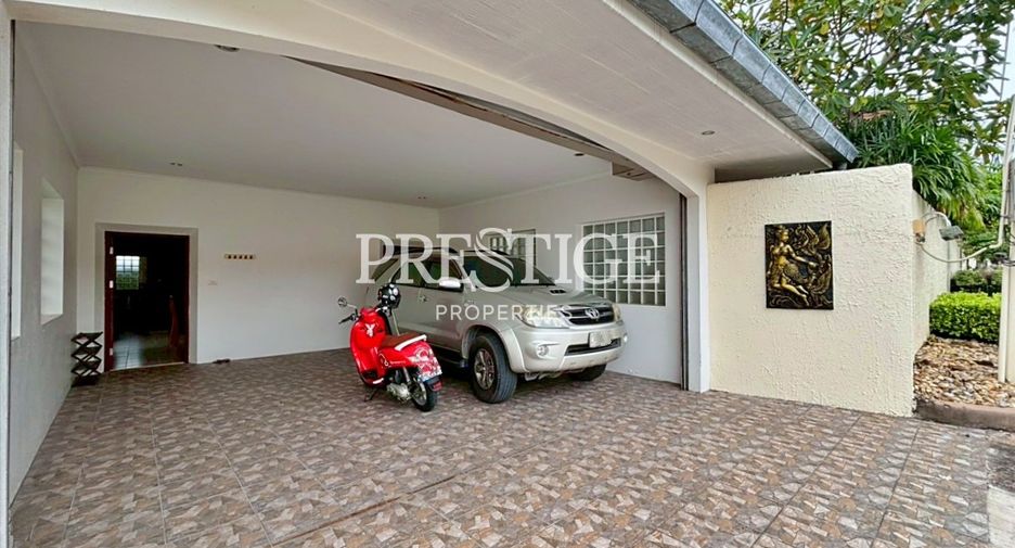 For rent 3 bedrooms house in Bang Lamung, Chonburi