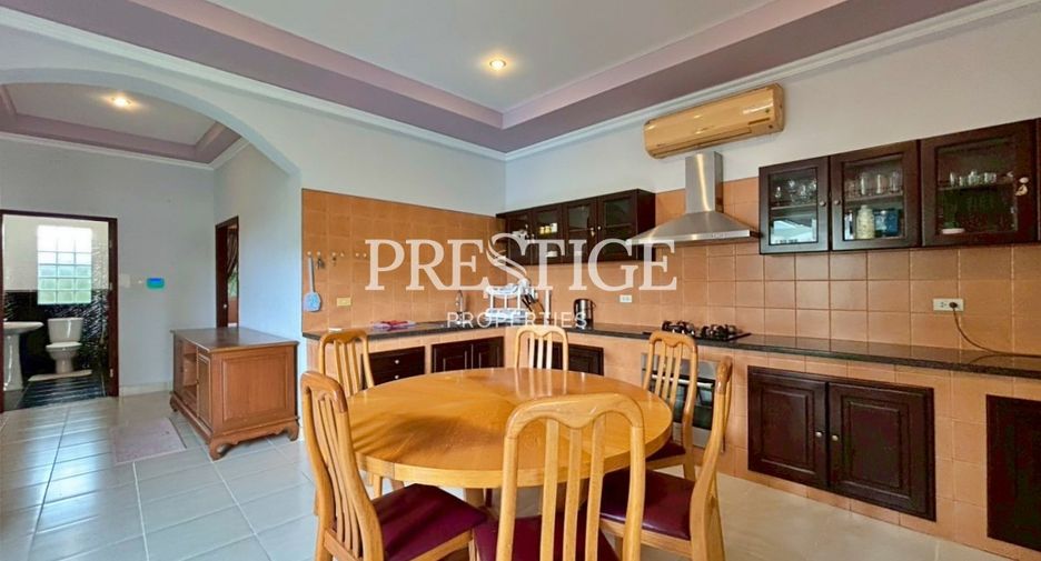 For rent 3 bedrooms house in Bang Lamung, Chonburi