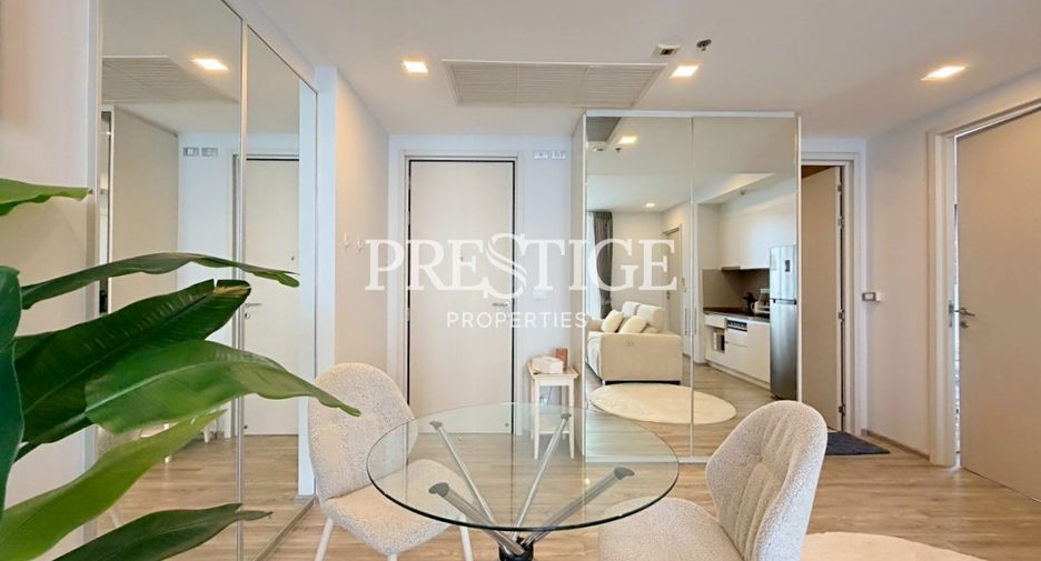 For rent 2 bedrooms condo in Bang Lamung, Chonburi