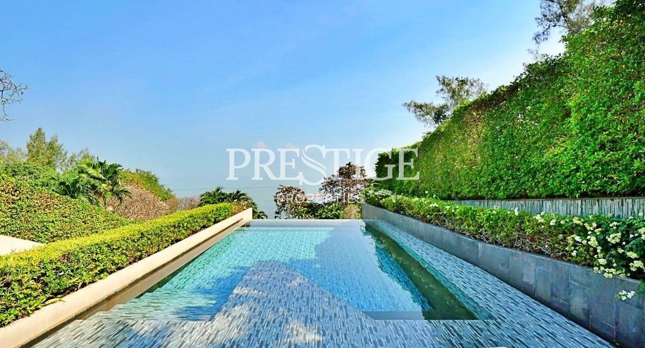 For rent 2 bedrooms condo in Bang Lamung, Chonburi