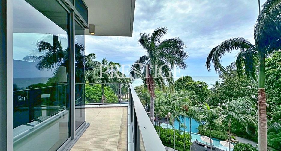 For rent 3 bedrooms condo in Bang Lamung, Chonburi