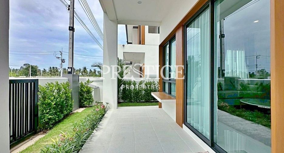 For rent 4 bedrooms house in Bang Lamung, Chonburi