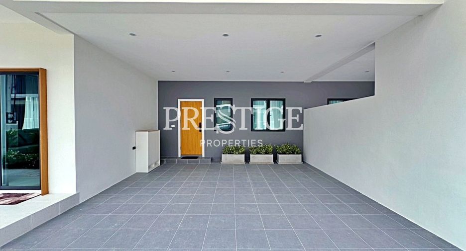For rent 4 bedrooms house in Bang Lamung, Chonburi
