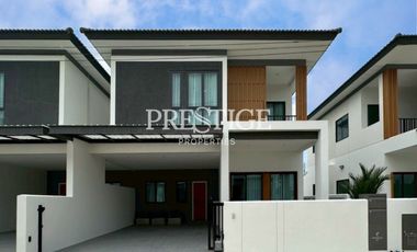 For rent 4 bedrooms house in Bang Lamung, Chonburi