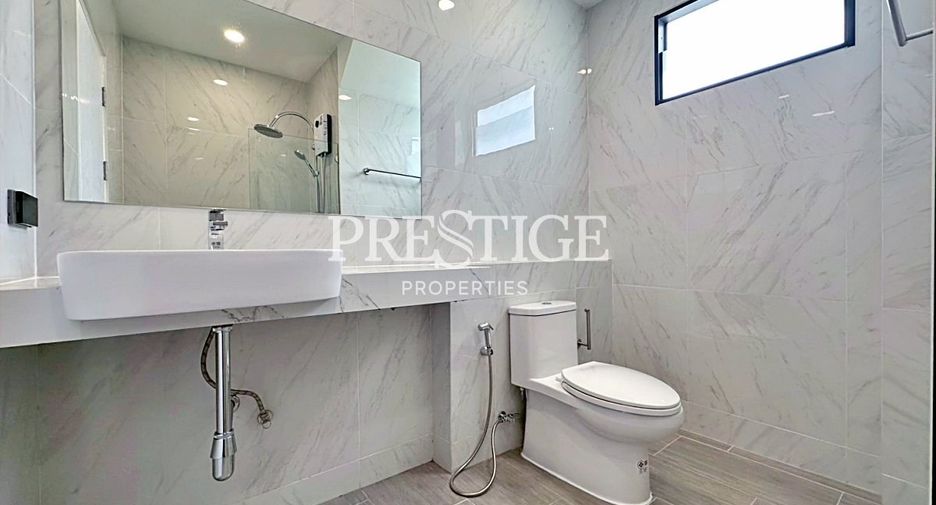 For rent 4 bedrooms house in Bang Lamung, Chonburi