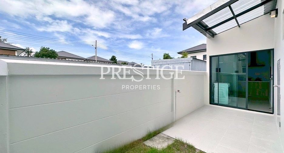 For rent 4 bedrooms house in Bang Lamung, Chonburi