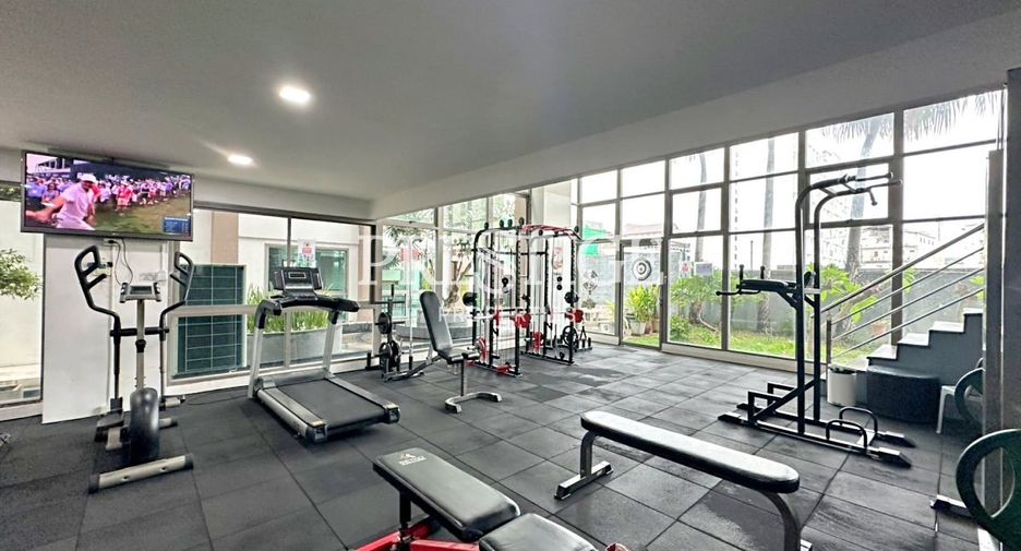 For rent 2 bedrooms condo in Bang Lamung, Chonburi