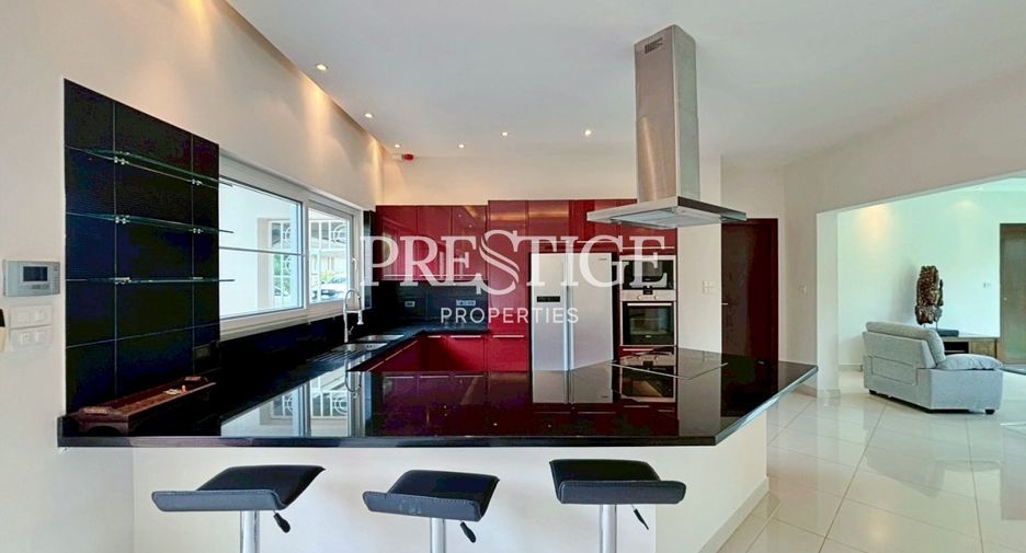 For rent 3 bedrooms house in Bang Lamung, Chonburi