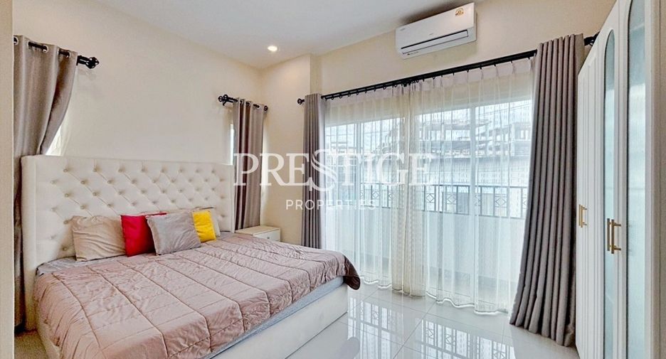For rent 4 bedrooms house in Huay Yai, Pattaya