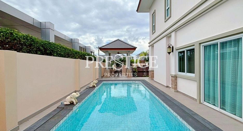 For rent 4 bedrooms house in Huay Yai, Pattaya