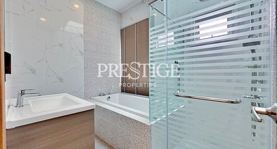 For rent 4 bedrooms house in Huay Yai, Pattaya