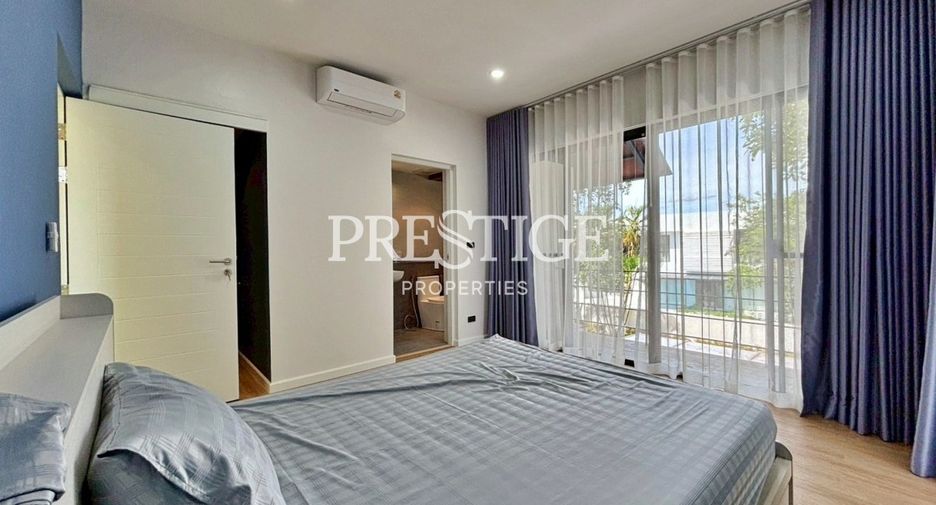 Casa en alquiler de 5 habitaciones en Bang Lamung, Chonburi