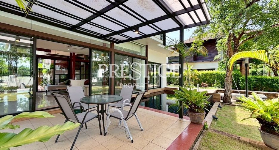 Casa en alquiler de 5 habitaciones en Bang Lamung, Chonburi