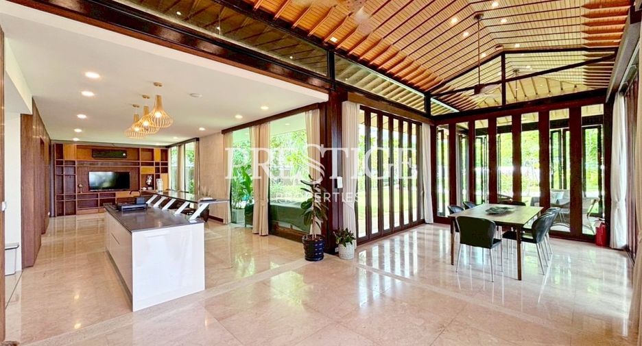 For rent 2 bedrooms house in Bang Saray, Pattaya