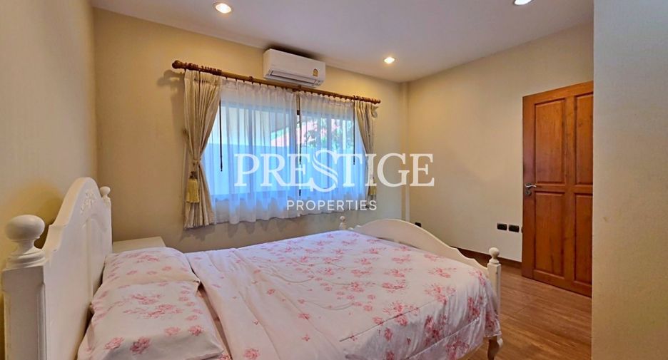 Casa en alquiler de 3 habitaciones en Huay Yai, Pattaya