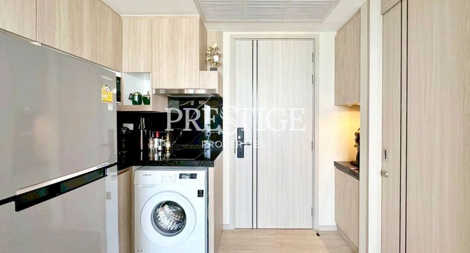 For rent 2 bedrooms condo in Bang Lamung, Chonburi