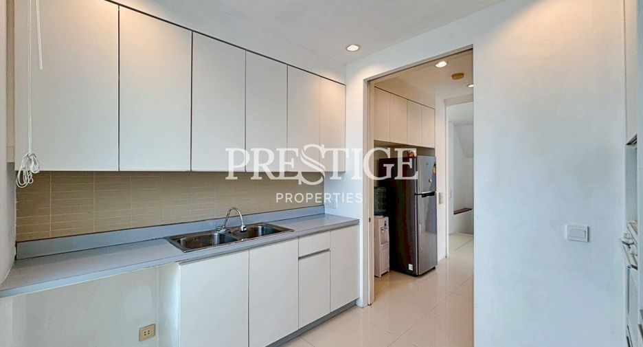 For rent 3 bedrooms house in Huay Yai, Pattaya