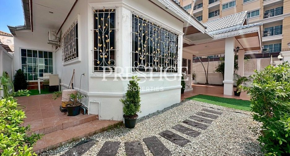 For rent 4 bedrooms house in Bang Lamung, Chonburi