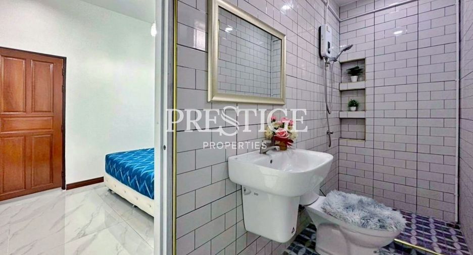 For rent 4 bedrooms house in Bang Lamung, Chonburi