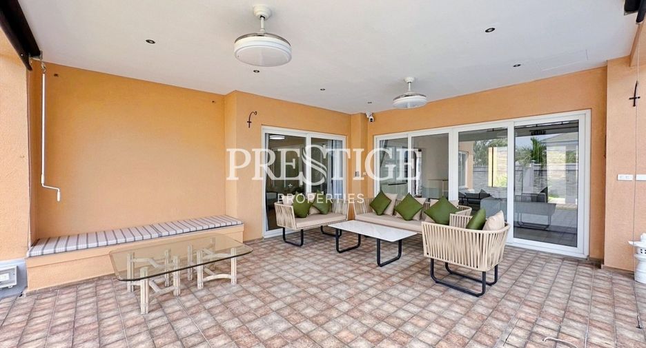 For rent 4 ベッドルーム house in Bang Lamung, Chonburi