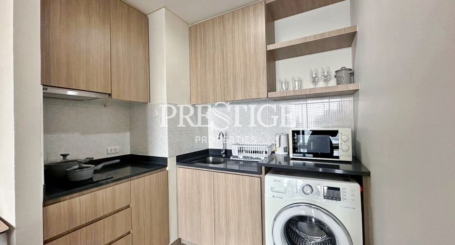 For rent 2 bedrooms condo in Bang Lamung, Chonburi