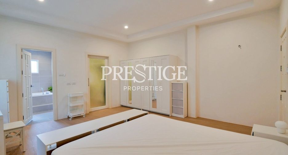 For rent 4 bedrooms house in Bang Lamung, Chonburi