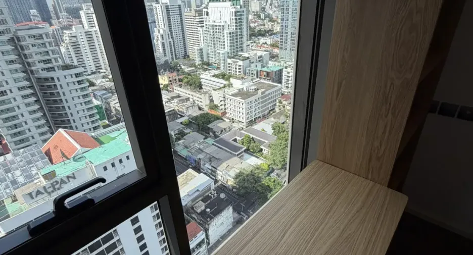 For rent 1 bed condo in Khlong Toei, Bangkok