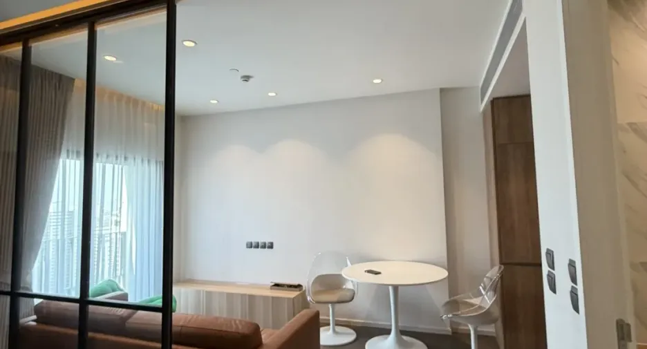 For rent 1 bed condo in Khlong Toei, Bangkok