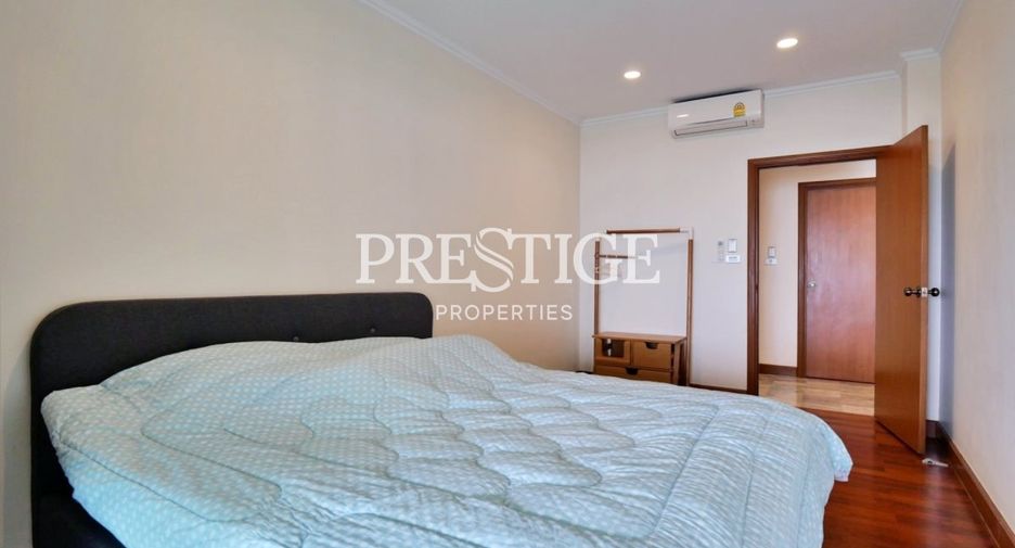 For rent 3 bedrooms condo in Na Jomtien, Pattaya
