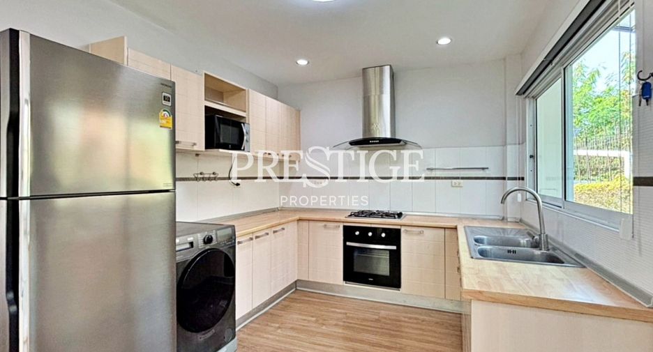 For rent 3 bedrooms house in Bang Lamung, Chonburi