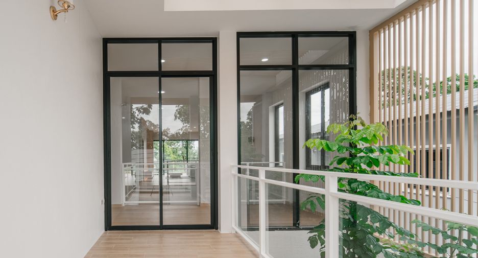 À vendre 5 chambres villa à Mueang Chiang Mai, Chiang Mai