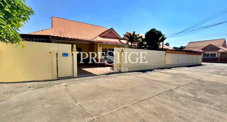 For rent 3 bedrooms house in Bang Lamung, Chonburi