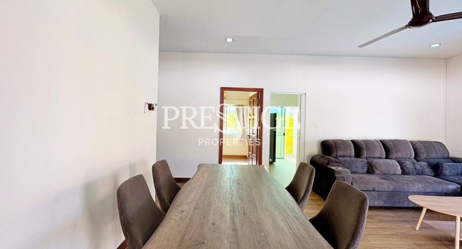 For rent 4 bedrooms house in Bang Lamung, Chonburi