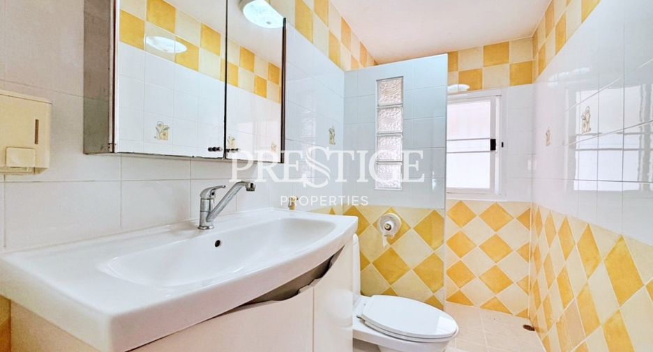 For rent 4 bedrooms house in Bang Lamung, Chonburi