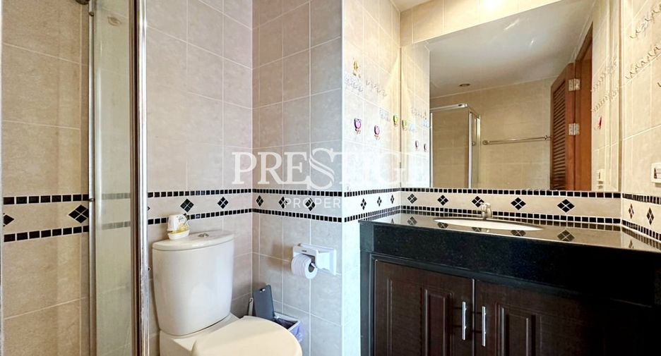 For rent 2 bedrooms condo in Bang Lamung, Chonburi