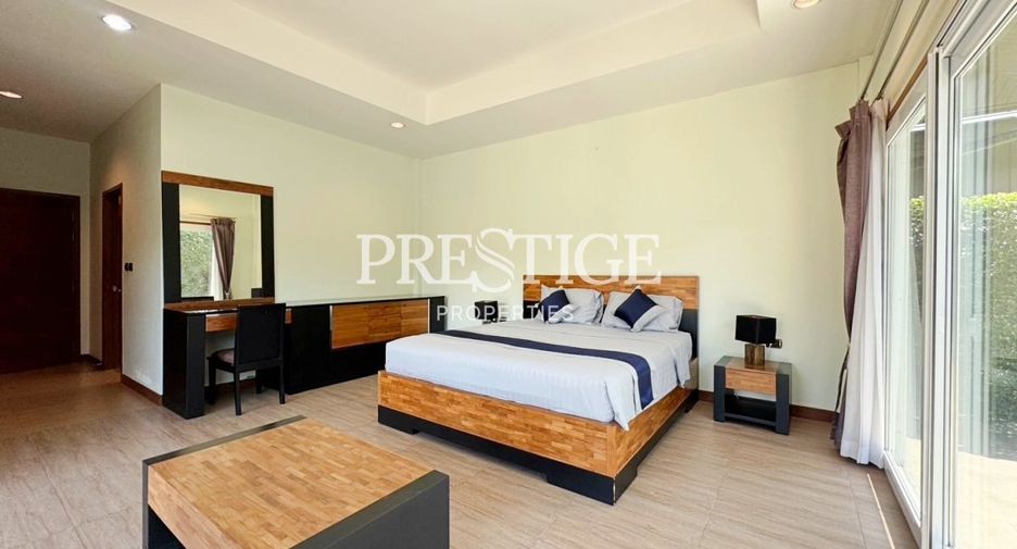 For rent 3 bedrooms house in Huay Yai, Pattaya