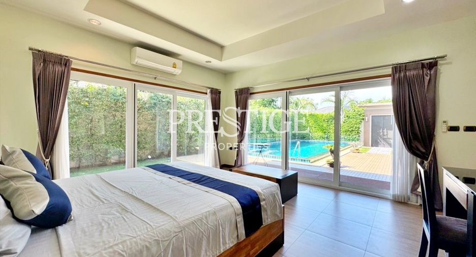 For rent 3 bedrooms house in Huay Yai, Pattaya