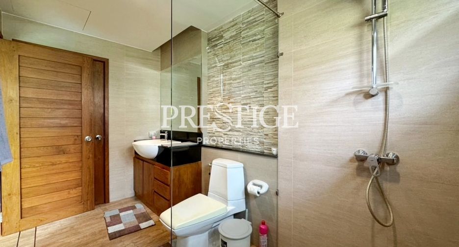 For rent 3 bedrooms house in Huay Yai, Pattaya