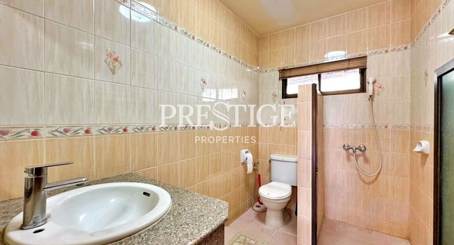 For rent 3 bedrooms house in Bang Lamung, Chonburi