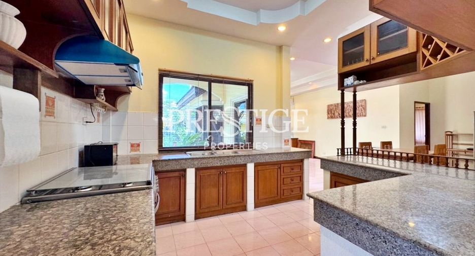 For rent 3 bedrooms house in Bang Lamung, Chonburi