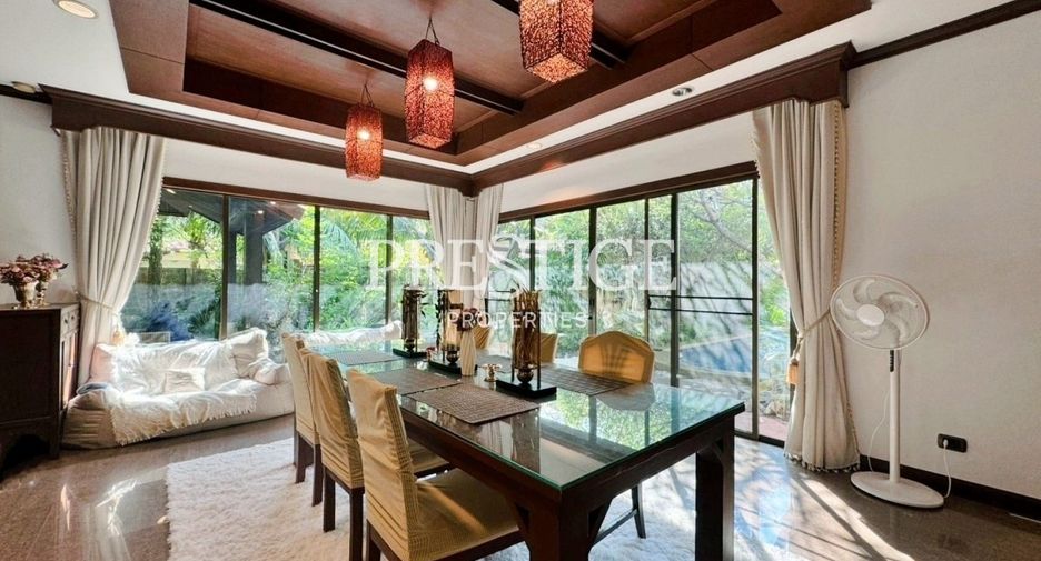À louer 3 chambres maison à Huay Yai, Pattaya