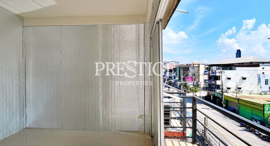 For rent 6 bedrooms retail Space in Bang Lamung, Chonburi