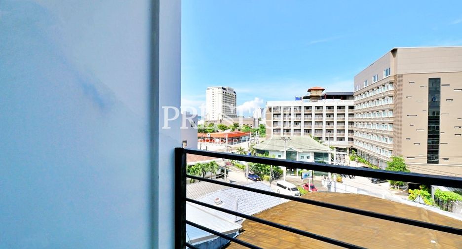 For rent 6 bedrooms retail Space in Bang Lamung, Chonburi
