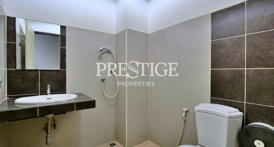 For rent 6 bedrooms retail Space in Bang Lamung, Chonburi