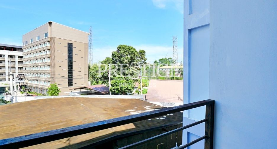 For rent 6 bedrooms retail Space in Bang Lamung, Chonburi